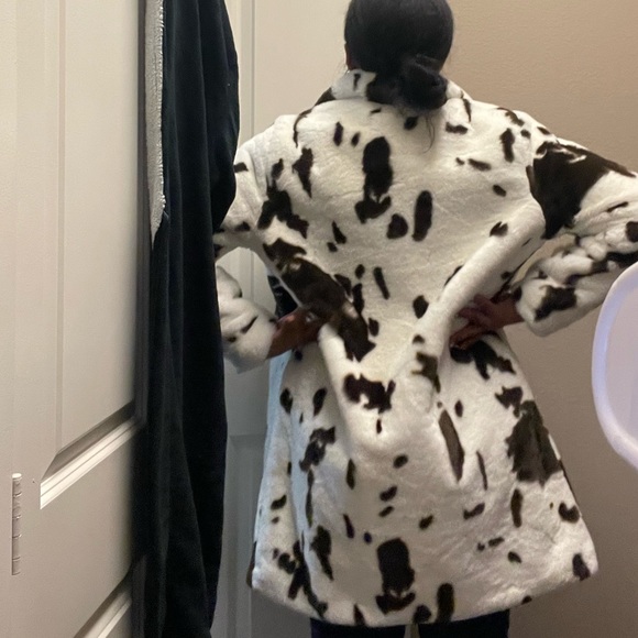 Brand New w/ tags Cow Print Coat - Picture 5 of 5